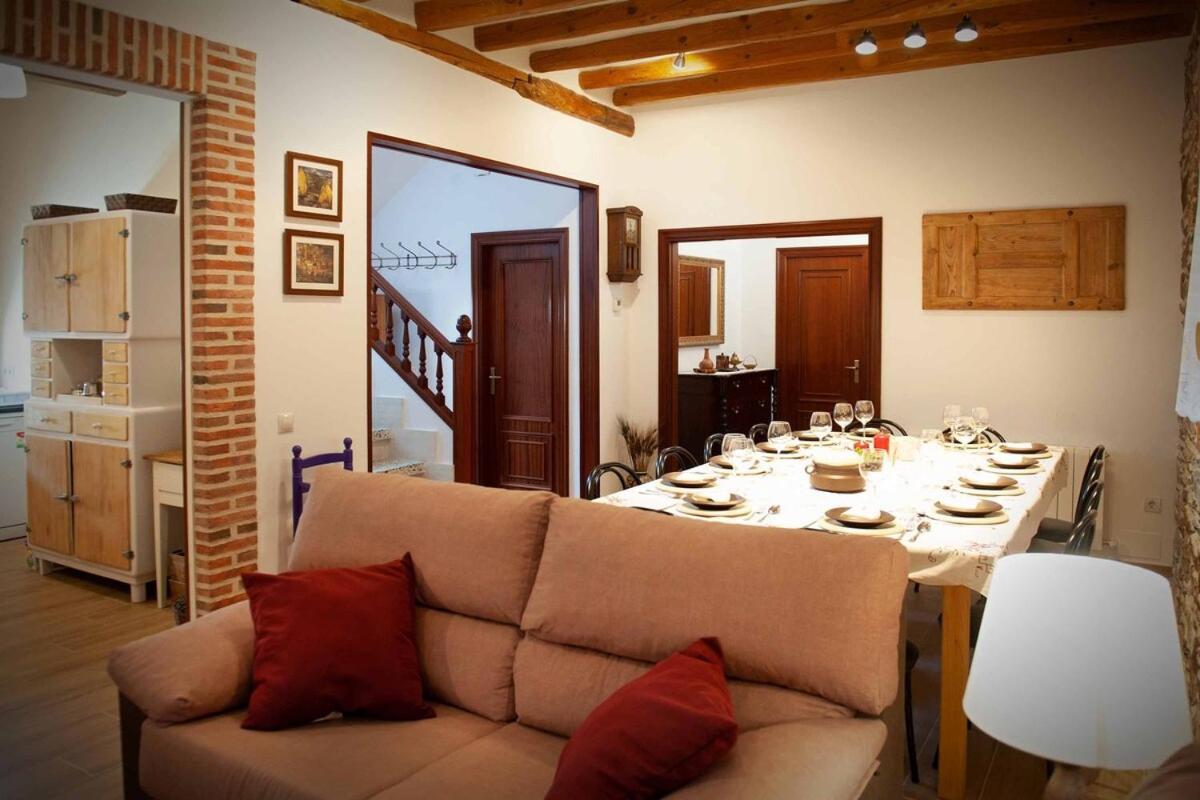 Casa Rural Micaela En Navas De Oro 外观 照片